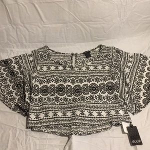 Black and white crop top nwt